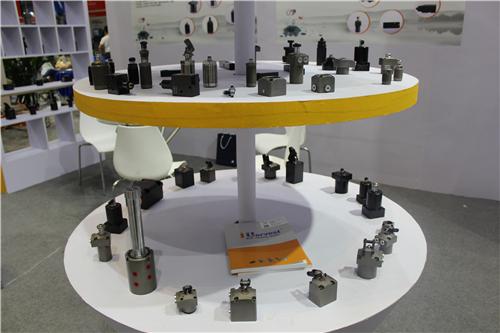 爲了給客戶帶來(lái)更的産品,豐州機(jī)械建立了完善的生(shēng)産,檢測制度,公司